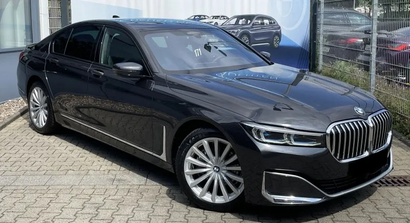 BMW 730 d xDrive =Exclusive= Distronic Гаранция Image 1