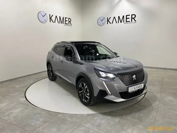 Peugeot 2008 1.2 PureTech Allure Image 1